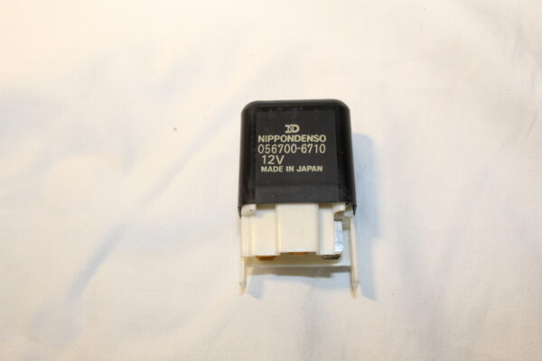 Relais Denso 056700-6710 - Honda Prelude BA4 88-91 - 39762-SB0-004